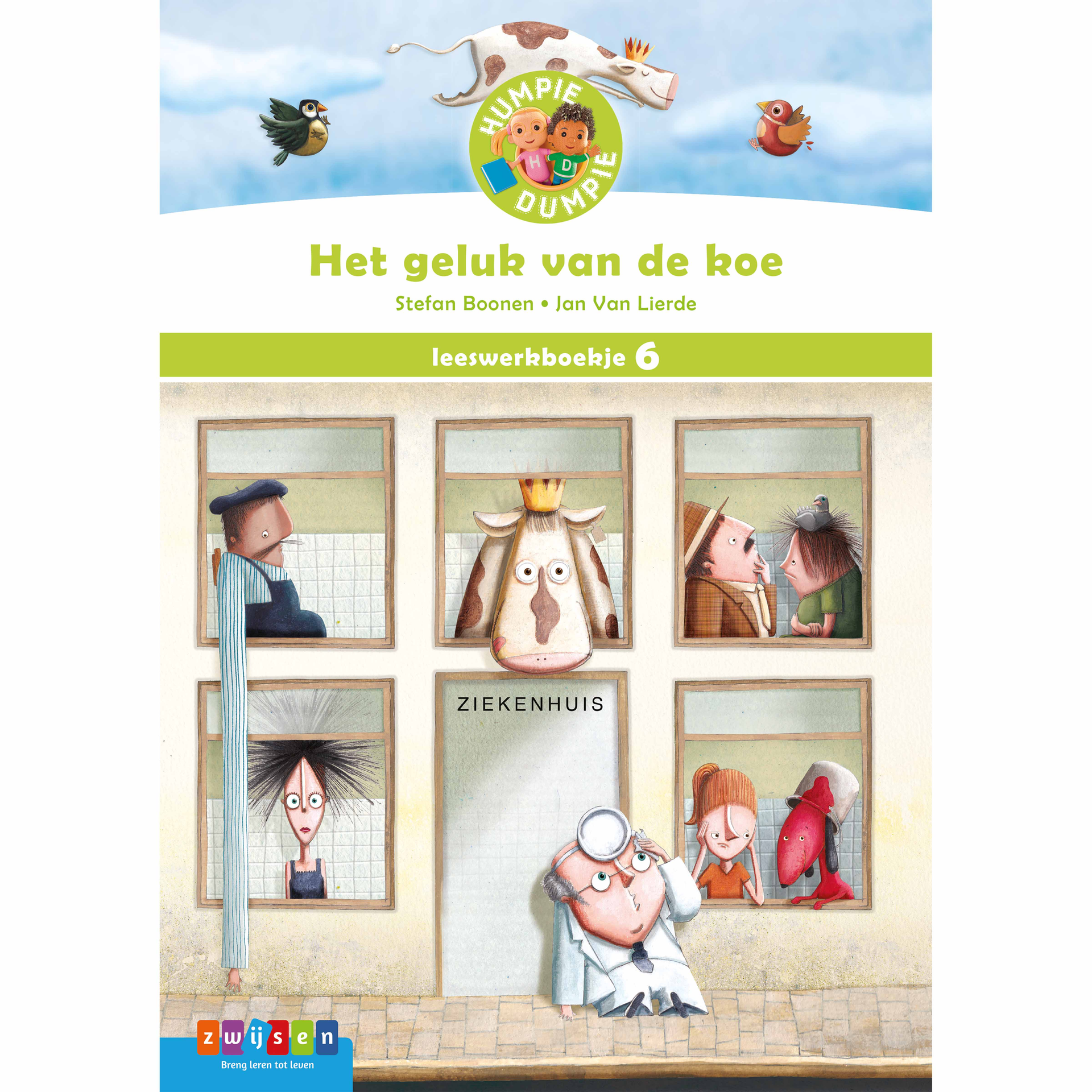 Een blauwe teddybeer staat voor een oranje achtergrond.