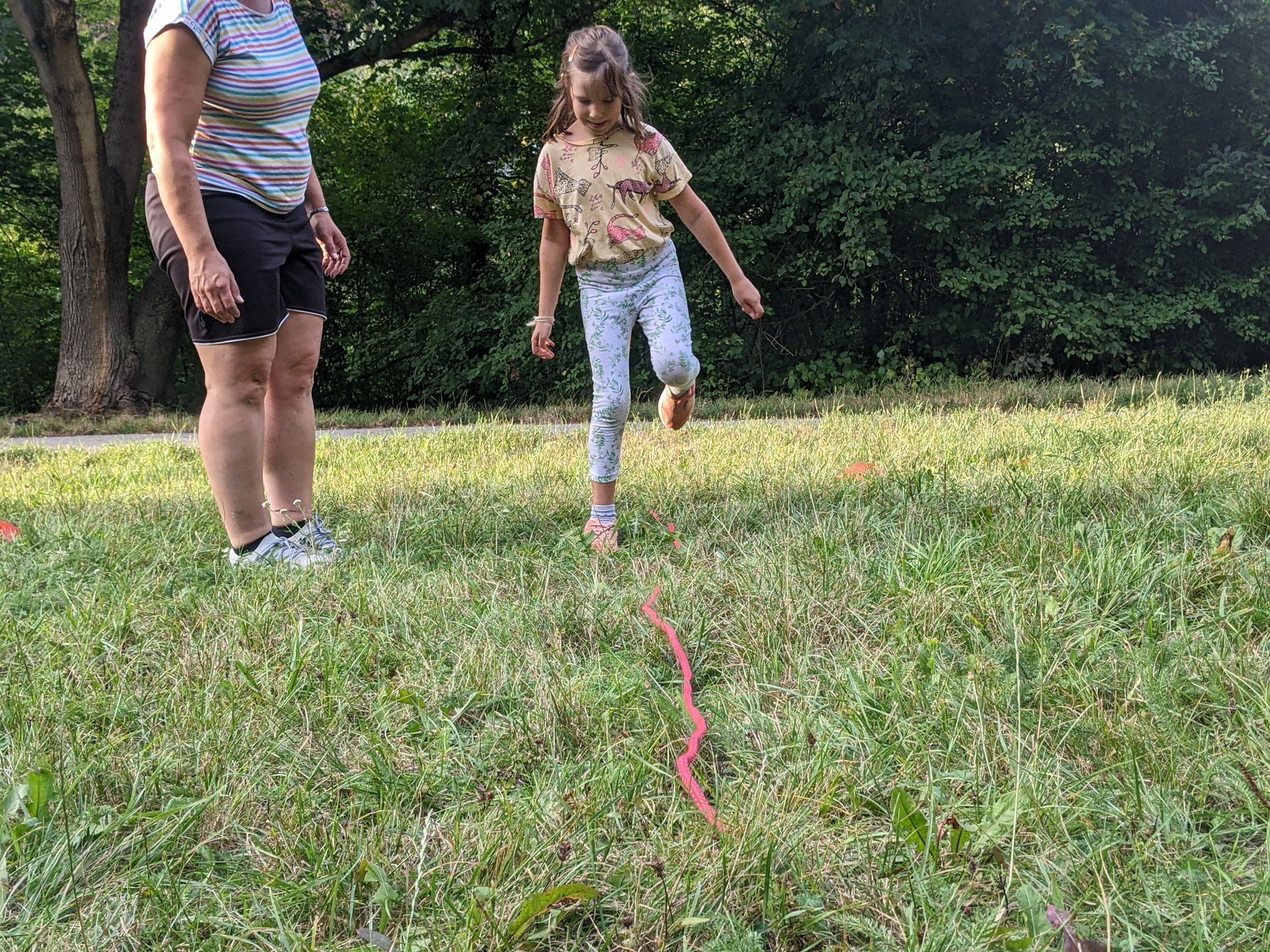 Puma Training Martina Pühringer, ein Mädchen springt über ein Seil