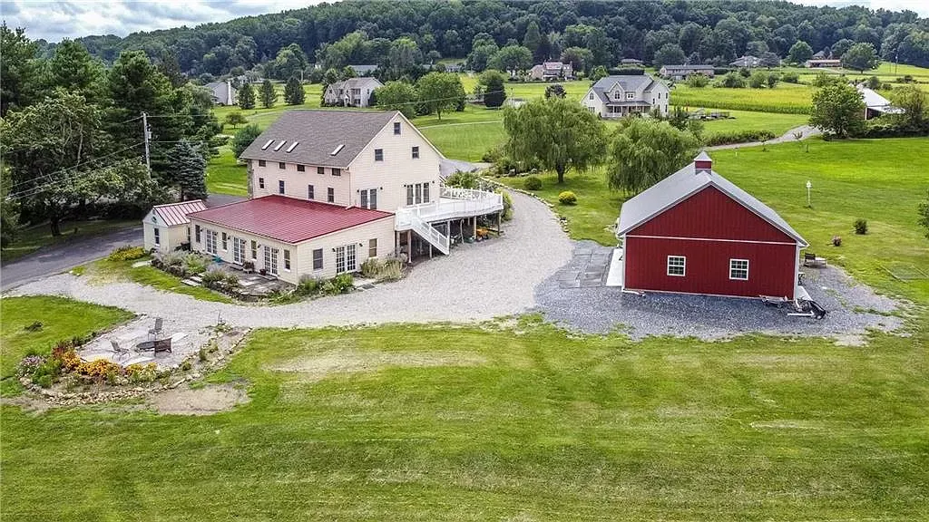 Farm house - Vickie Rentsel Landis Team of Keller Williams Realty