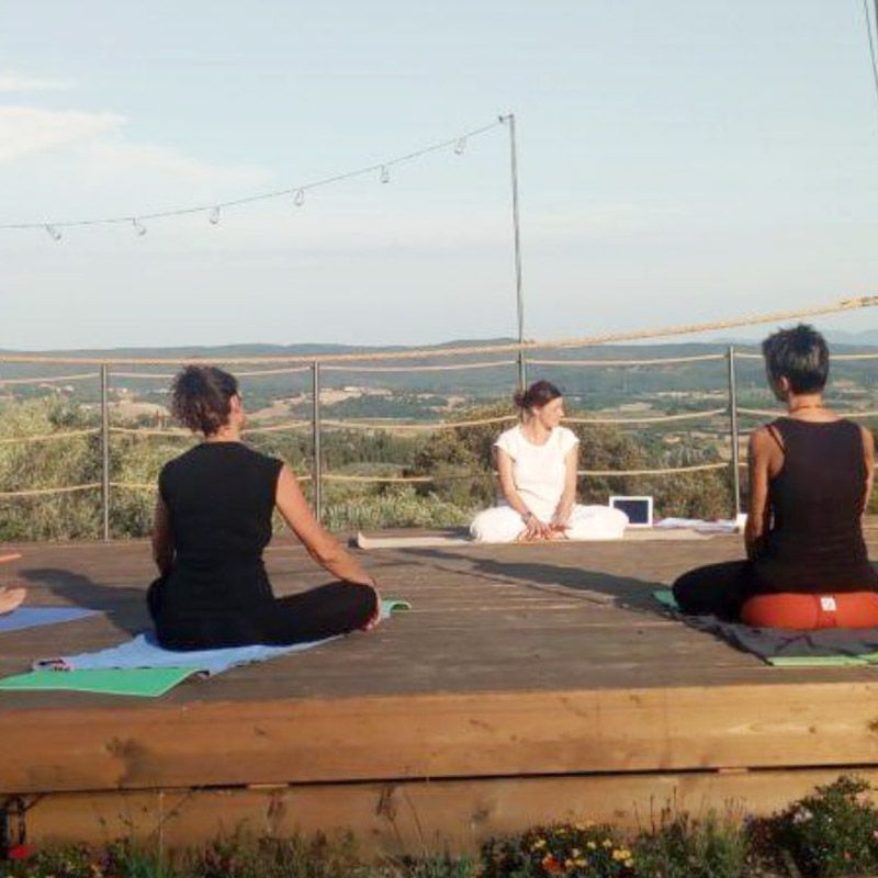 Yoga e benessere nella natura