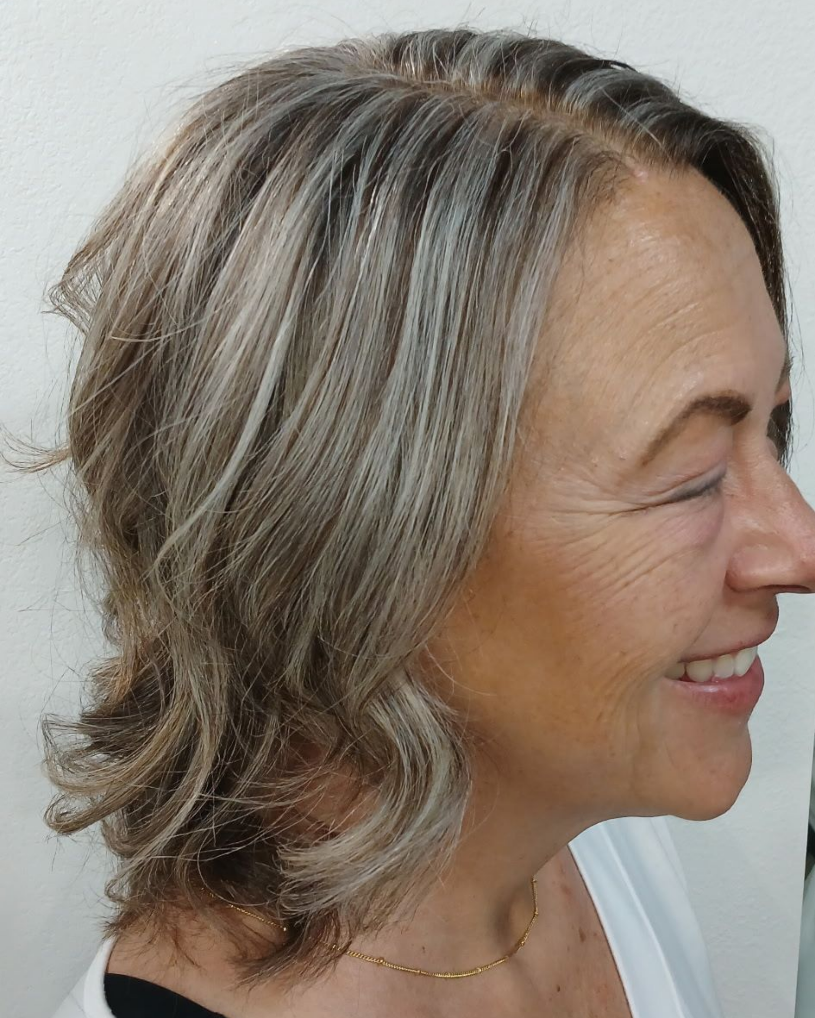 gray-blending bob, side profile