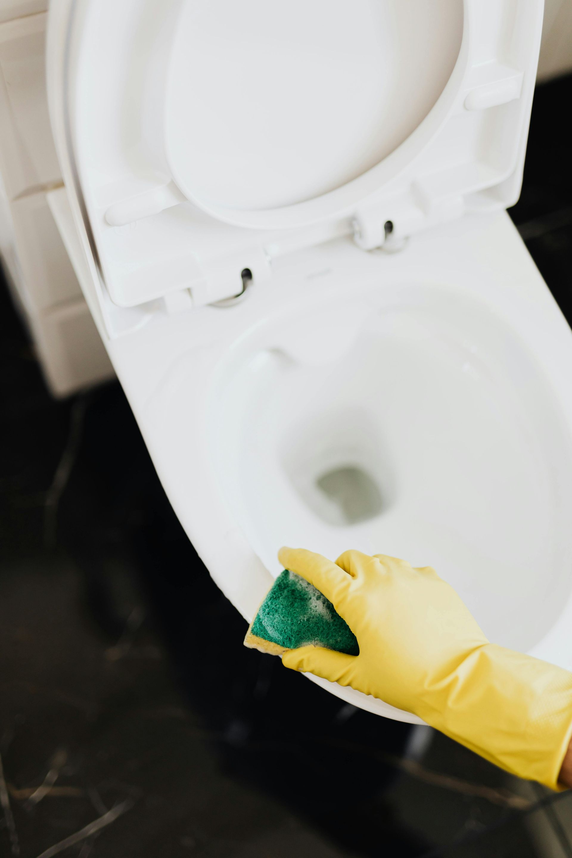 Always Clean Pros customer requesting cleaning quote online in Las Vegas
