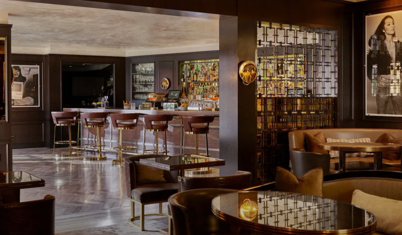 Balloon delivery at The Bar and Lounge Hotel Bel-Air exclusive cocktail bar Los Angeles CA