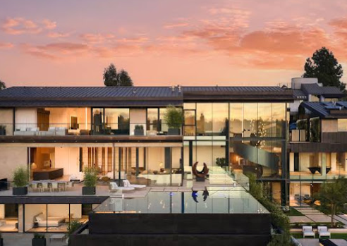 Balloon delivery to private luxury estate mansion rental Bel Air Los Angeles CA 90077