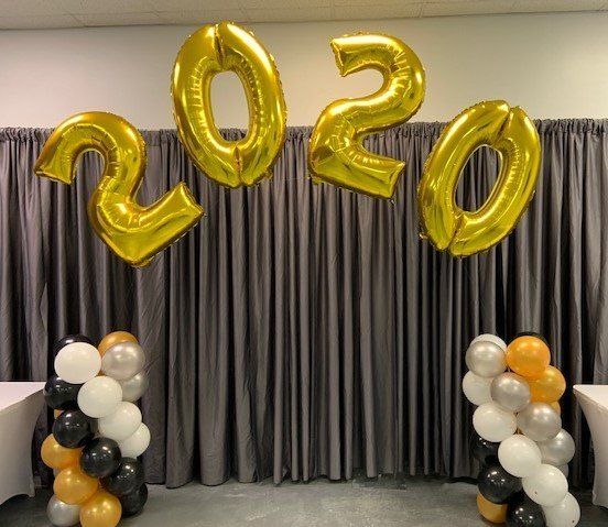 Gold number balloon and column