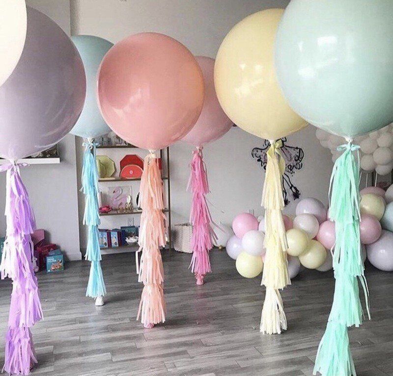 Jumbo extra large helium balloons with tassels Balloon Delivery LAX Airport.