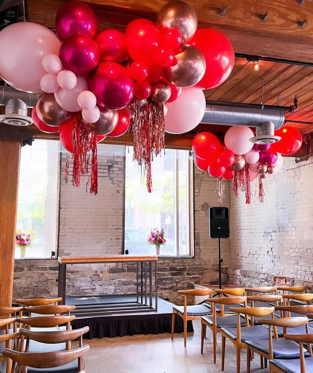 Pink tinsel sparkle organic balloon garland for ceiling or floating. latex air-filled custom. Balloon Delivery Venice