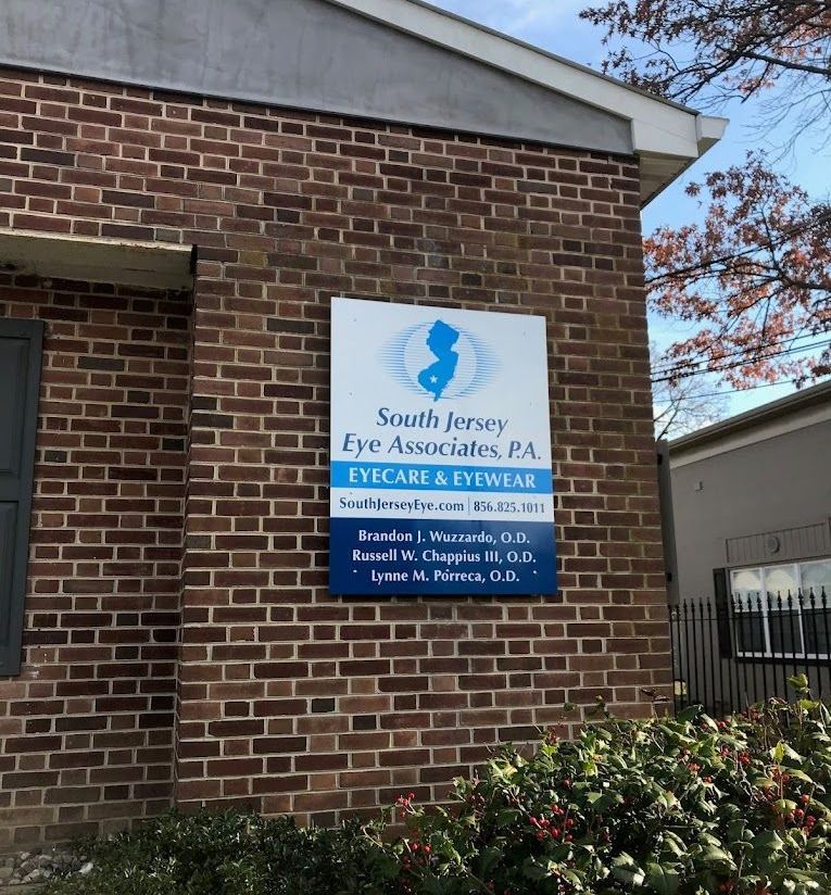 Vision support service for adults