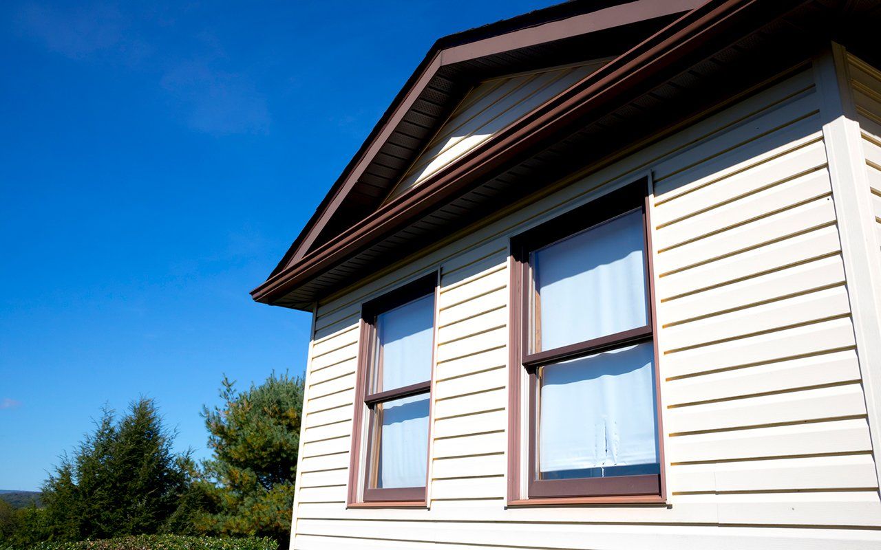 White House Wall — Lexington, KY — A Plus Roofing
