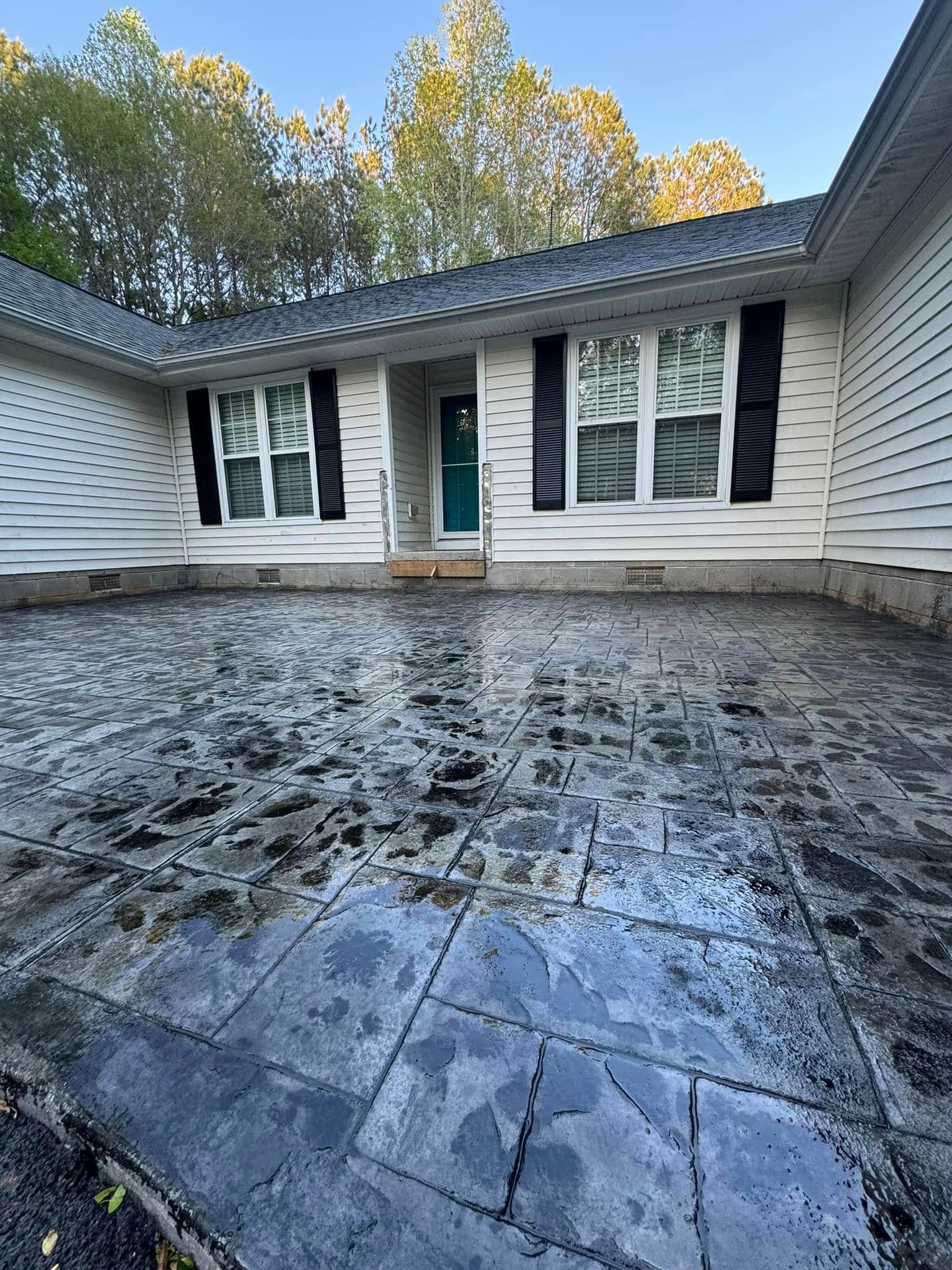 Concrete Patio by Concrete Capital Corp.