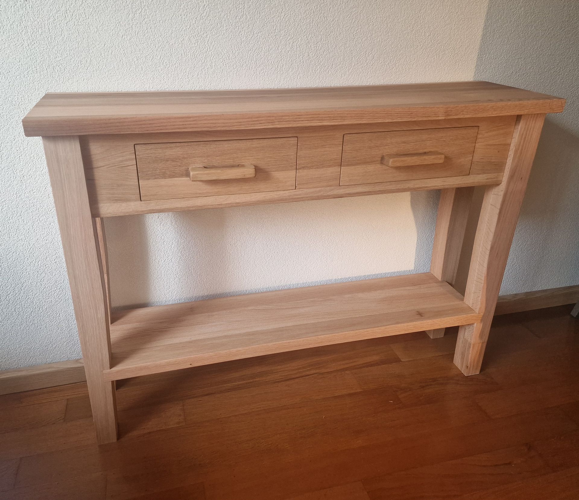 Sidetable eiken