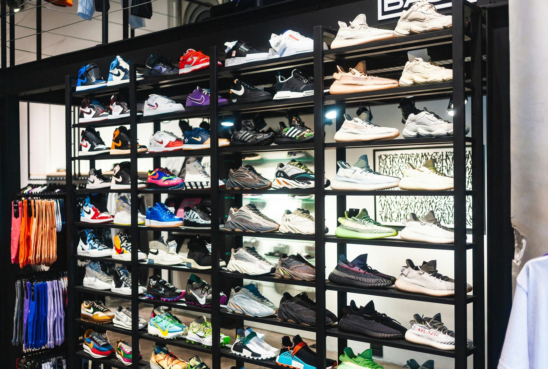 King Cash Pawn & Jewelry buys sneakers in Miami, FL