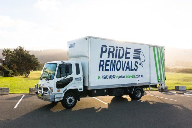 Service Truck — Corrimal, NSW — Pride Removals Service Truck — Corrimal, NSW — Pride Removals