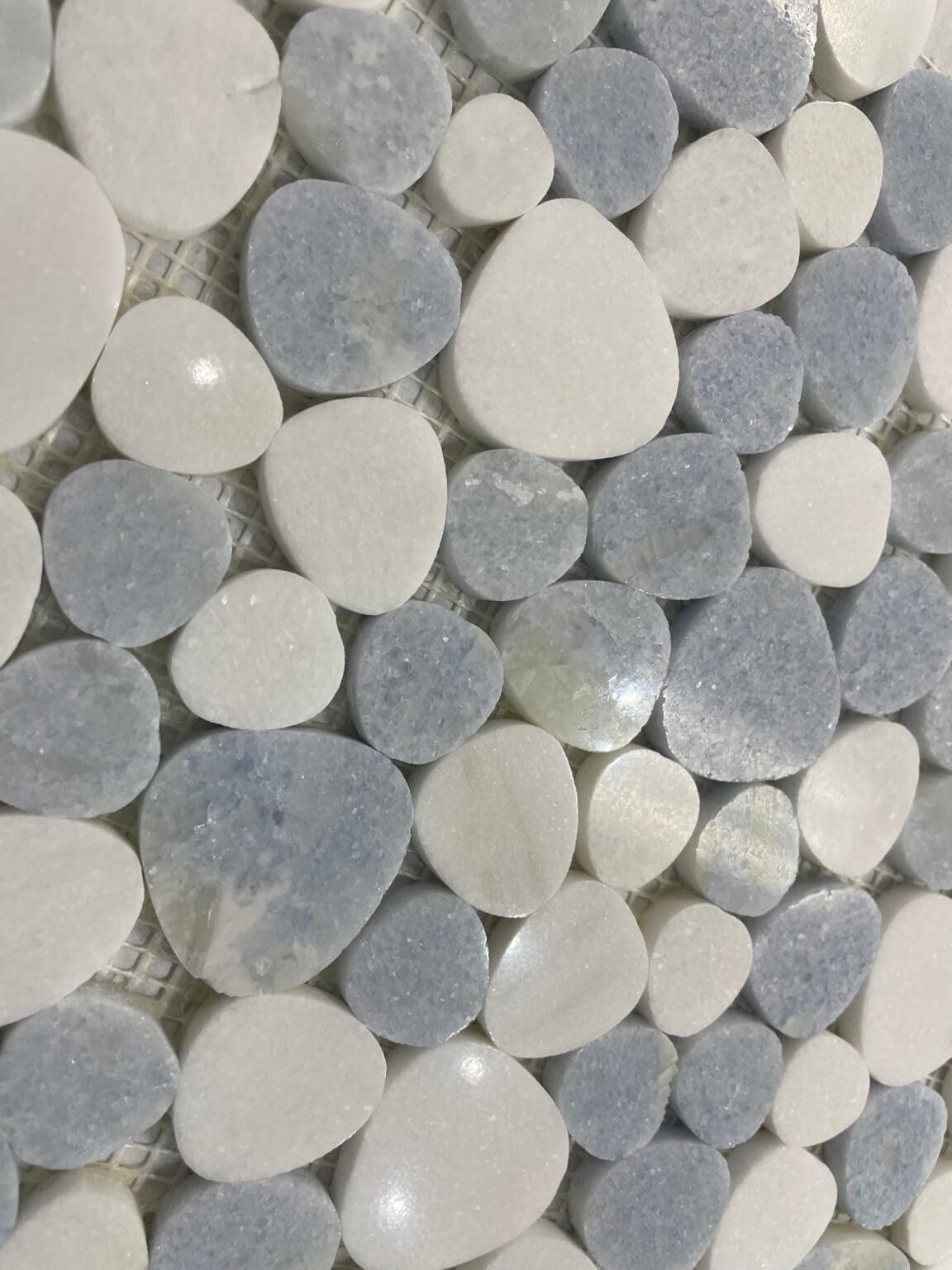 Sky blue glass mosaic tile with vibrant hue, suitable for accent walls and backsplashes.