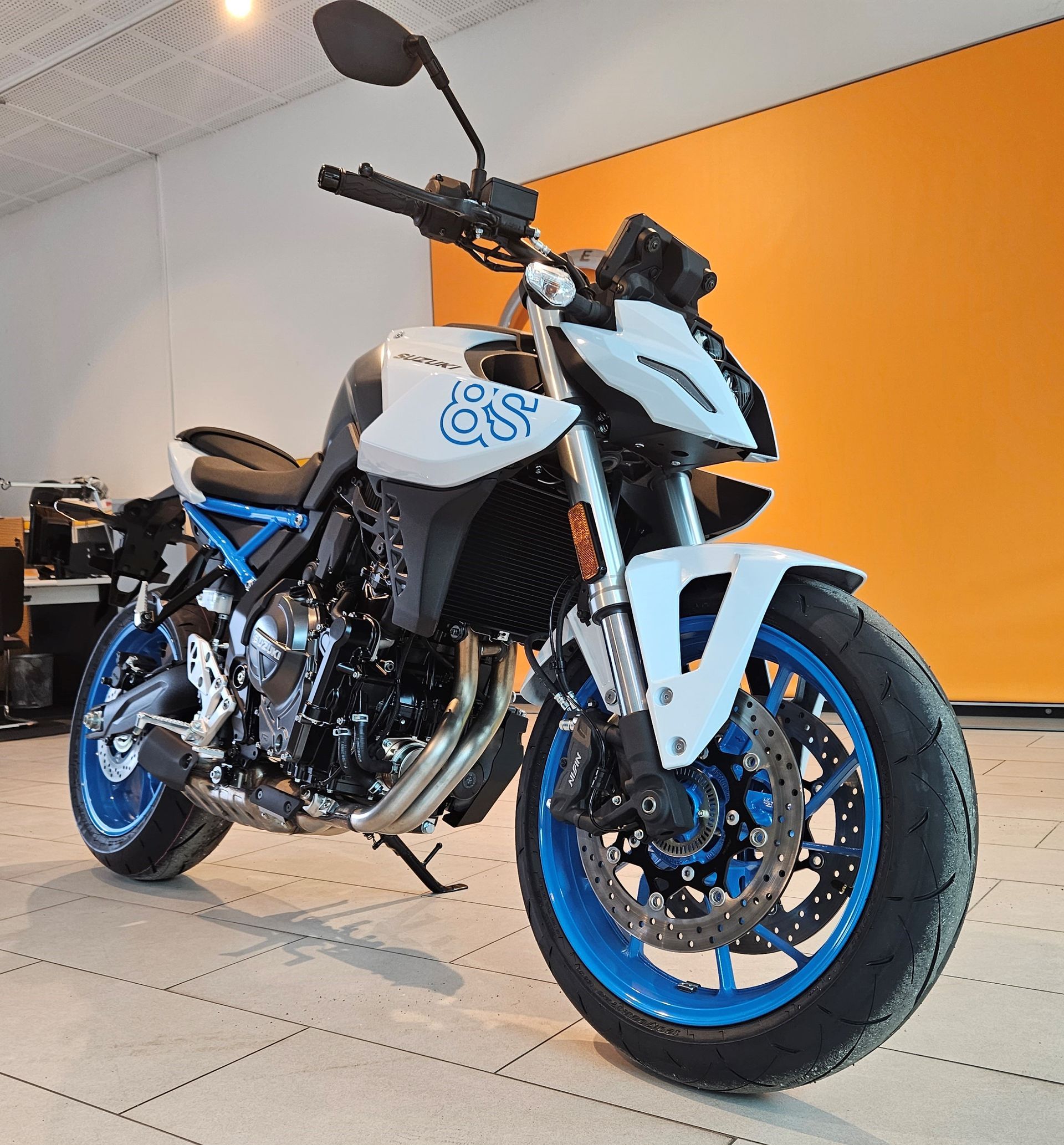 Suzuki GSX-8S