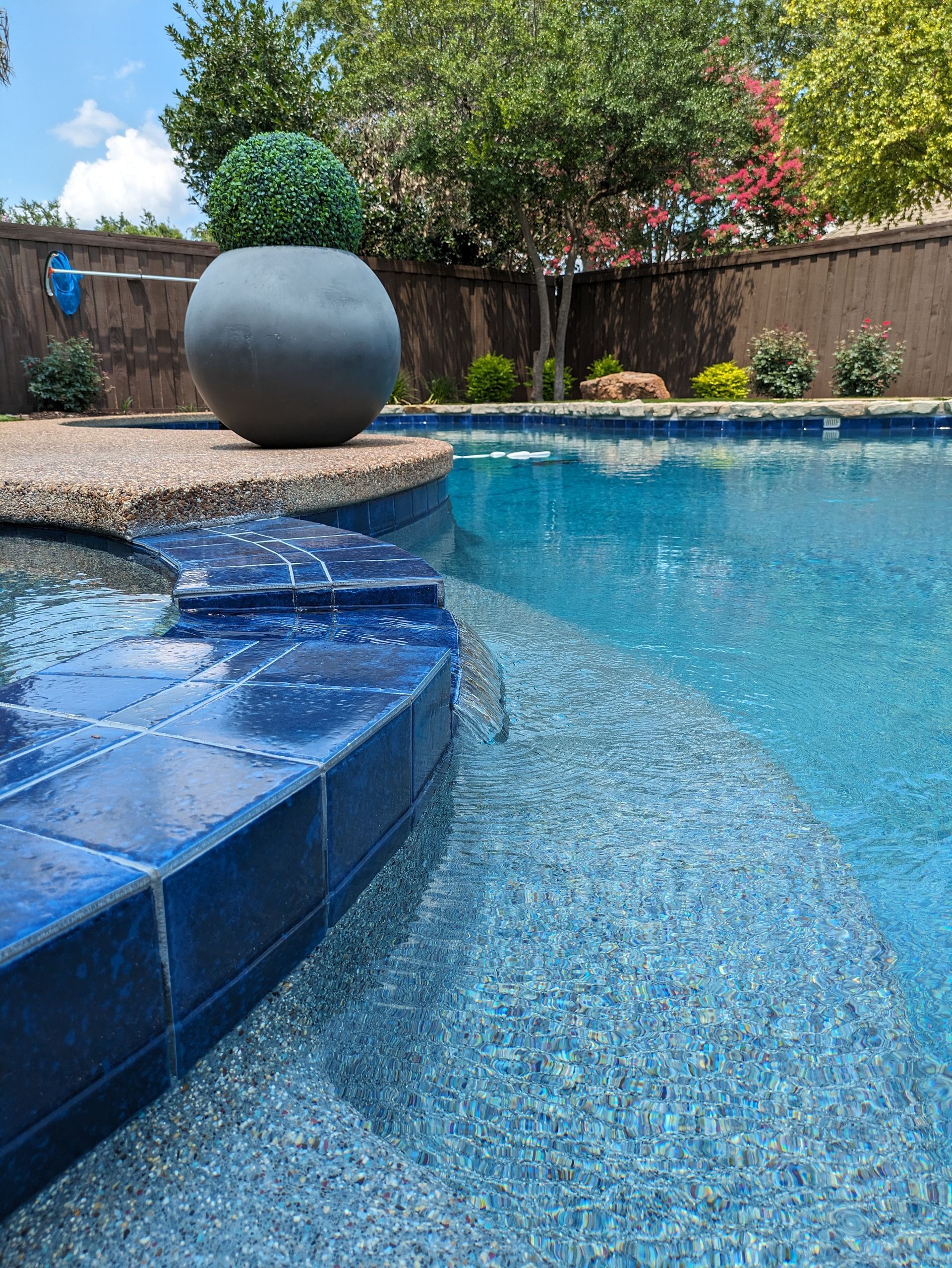 Swimming pool