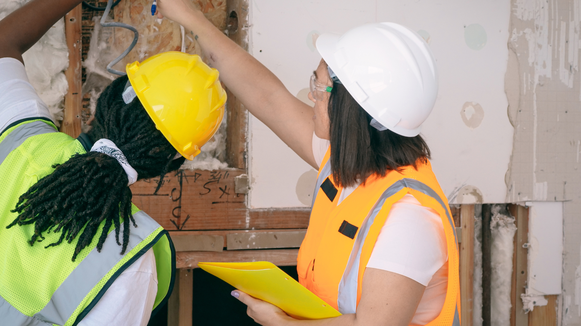 stucco inspection Houston TX repair technician