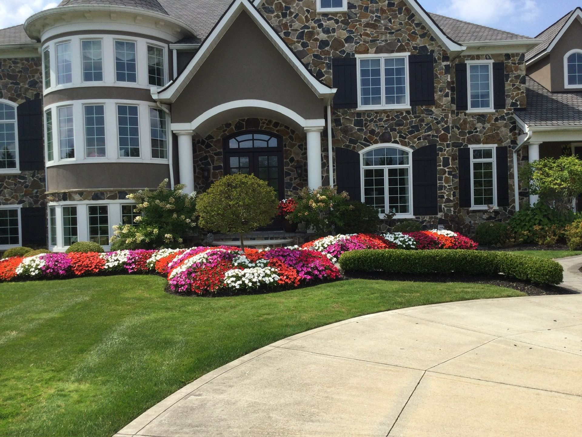 landscaping contractor