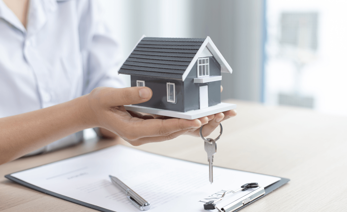 Listing Agent Offering House