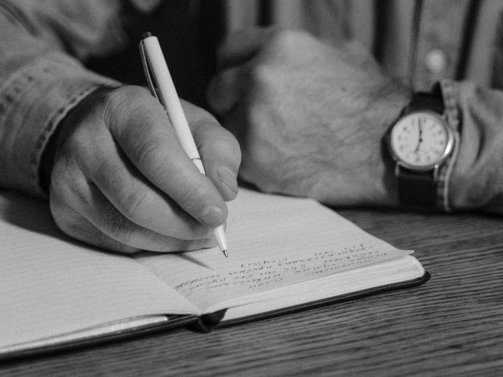 How to Write a Meaningful Obituary: A Step-by-Step Guide