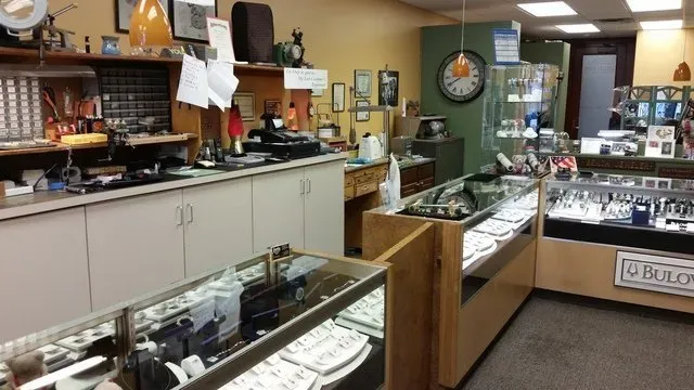 Display Cabinet | Rochester, NY | Jewelry Clinic