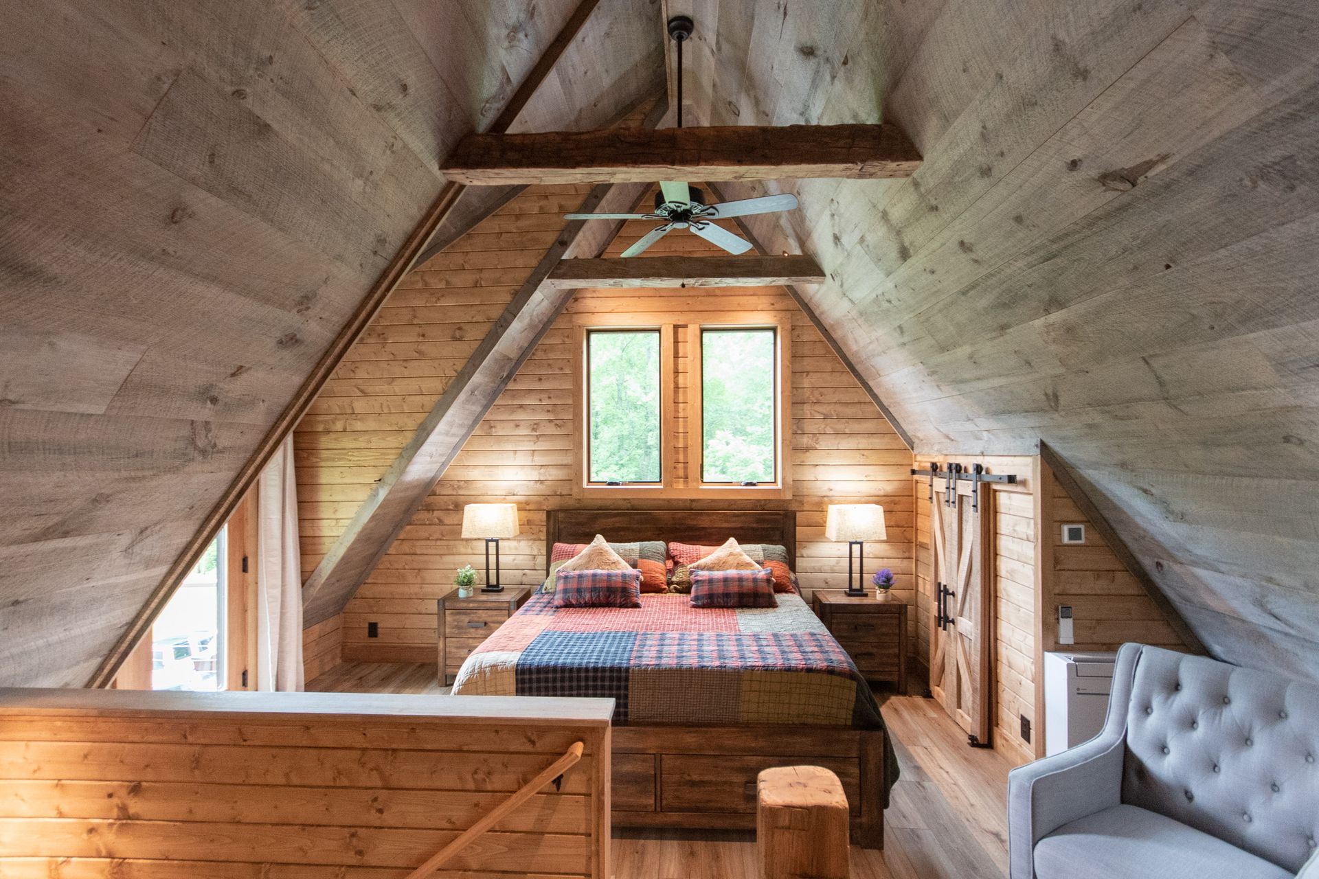 eagles-nest-bedroom