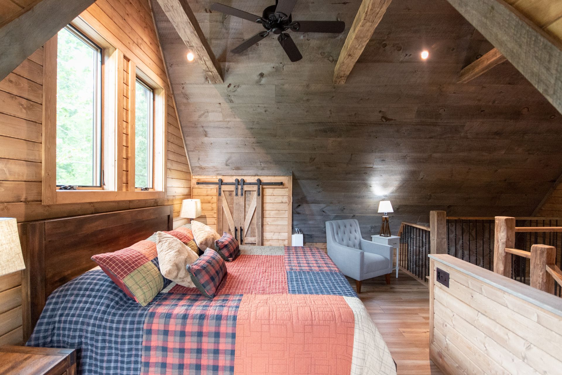 eagles-nest-bedroom