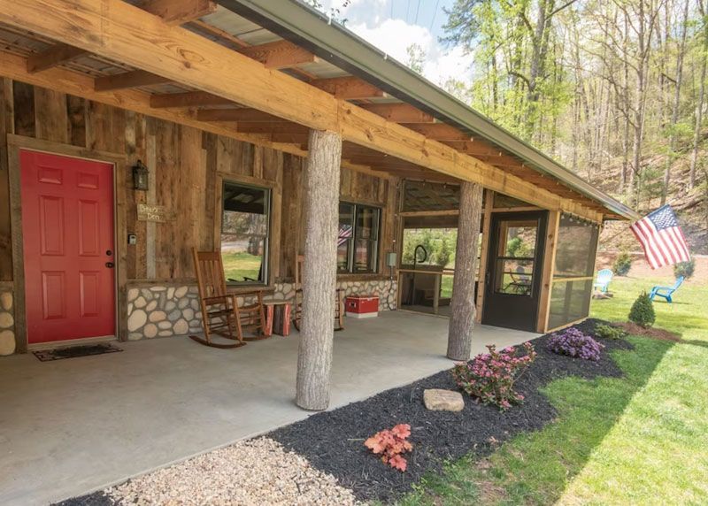 bears-den-porch