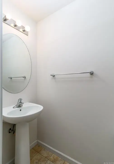 SMALL BATHROOM BEFORE | O'FALLON MO | JUST BATHROOMS 636