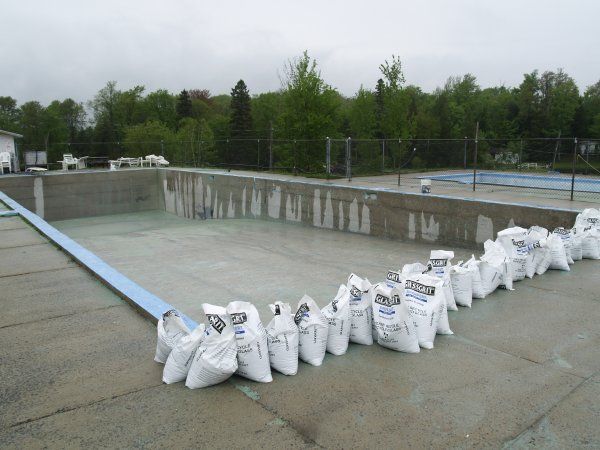 Décapage piscine - Victoriaville (Après)