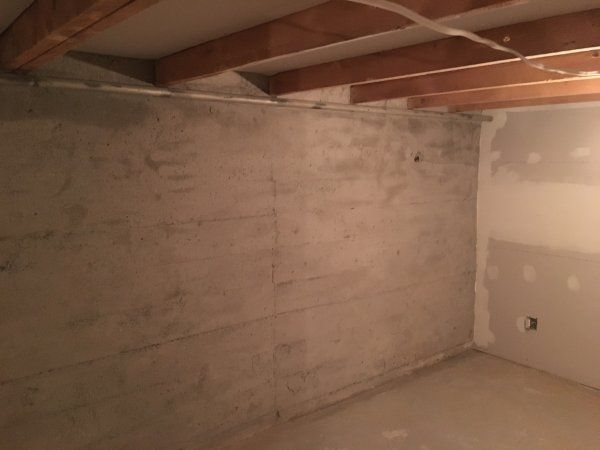 Nettoyage de poutres et mur de béton intérieur - Montréal (Après)
