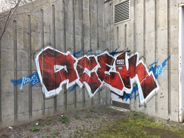 Nettoyage de graffiti au Parc Jean Drapeau