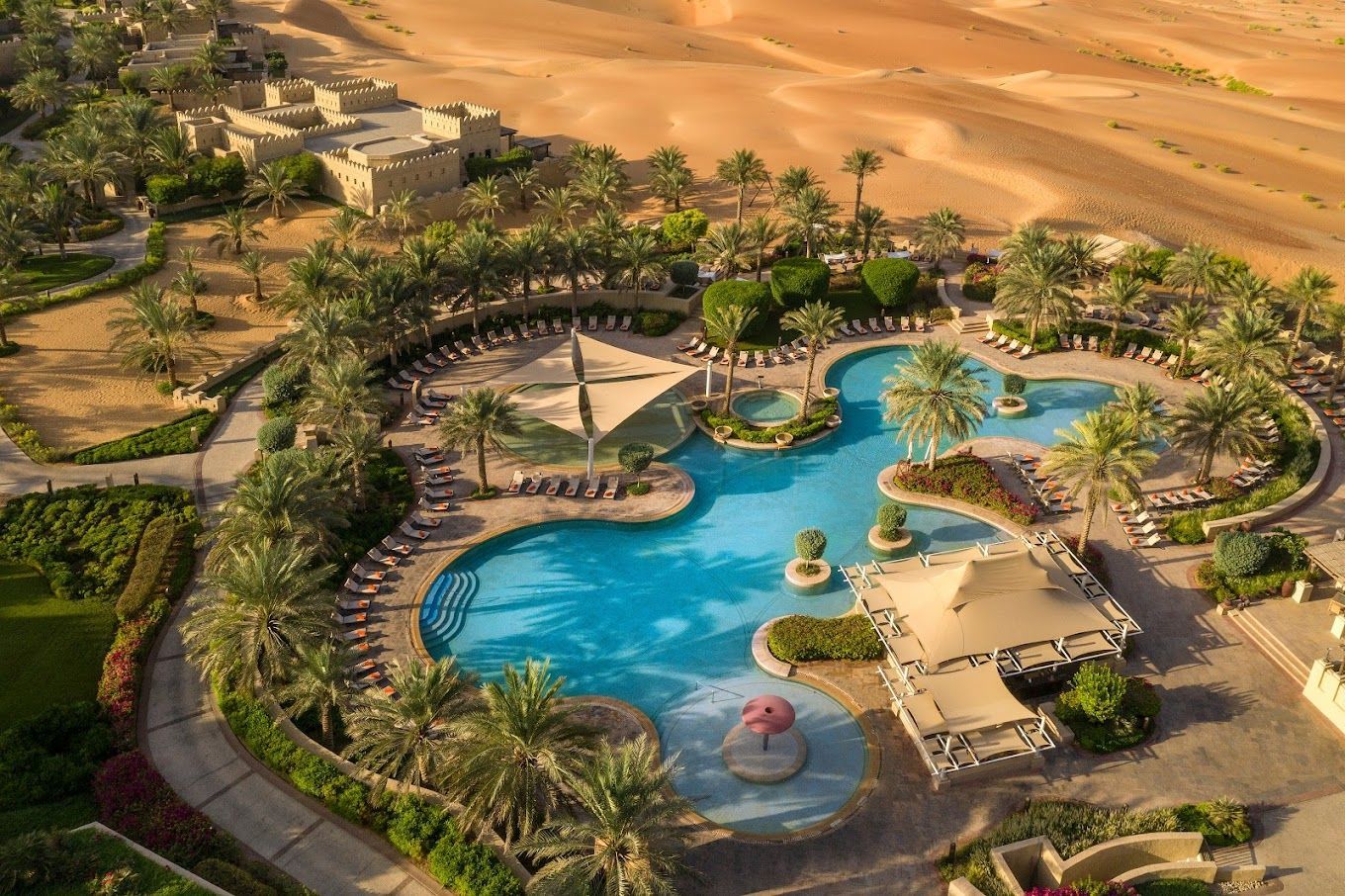Qasr Al Sarab Desert Resort by Anantara