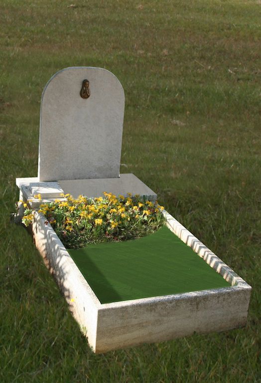 monumenti funebri