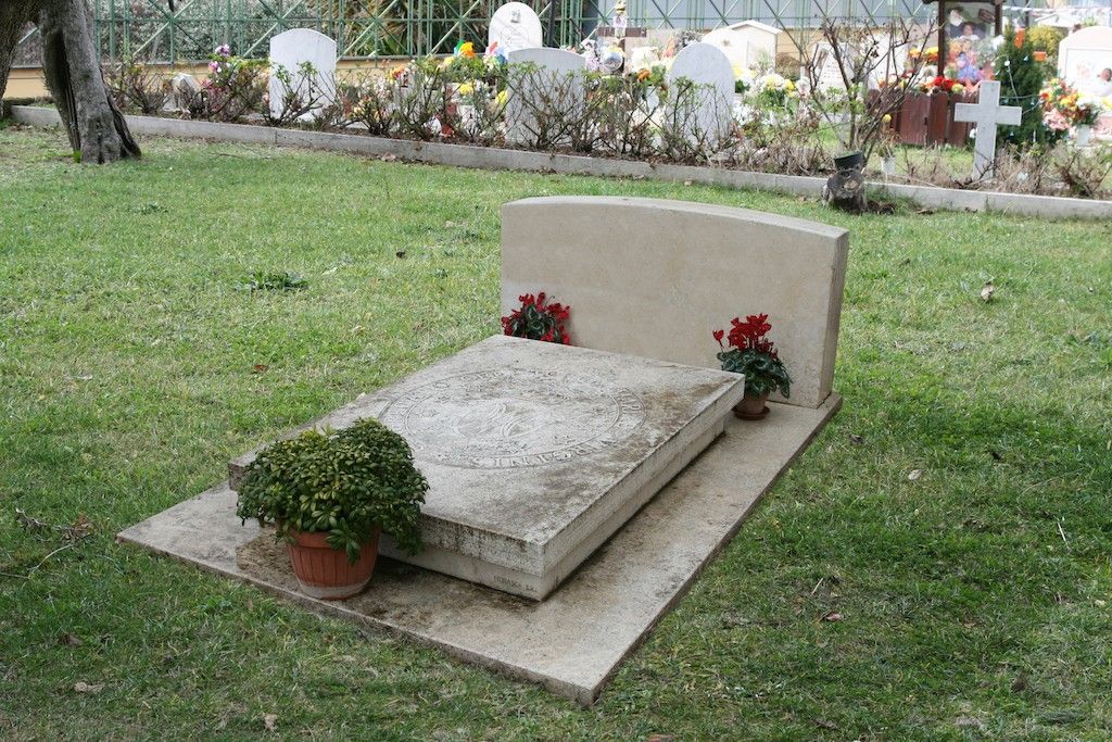 tombe in marmo