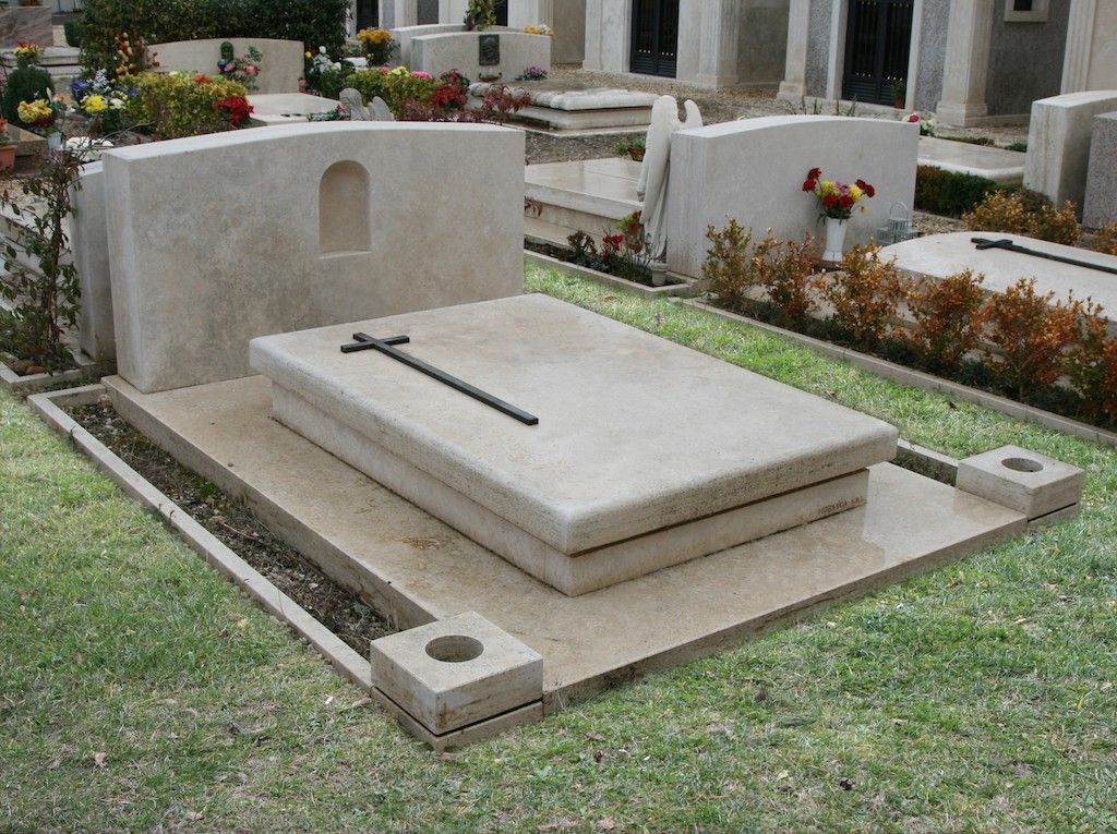 tombe in marmo