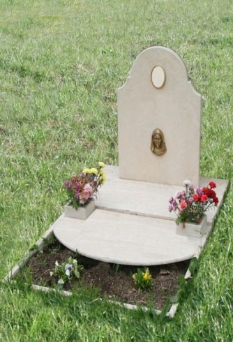 monumenti funebri