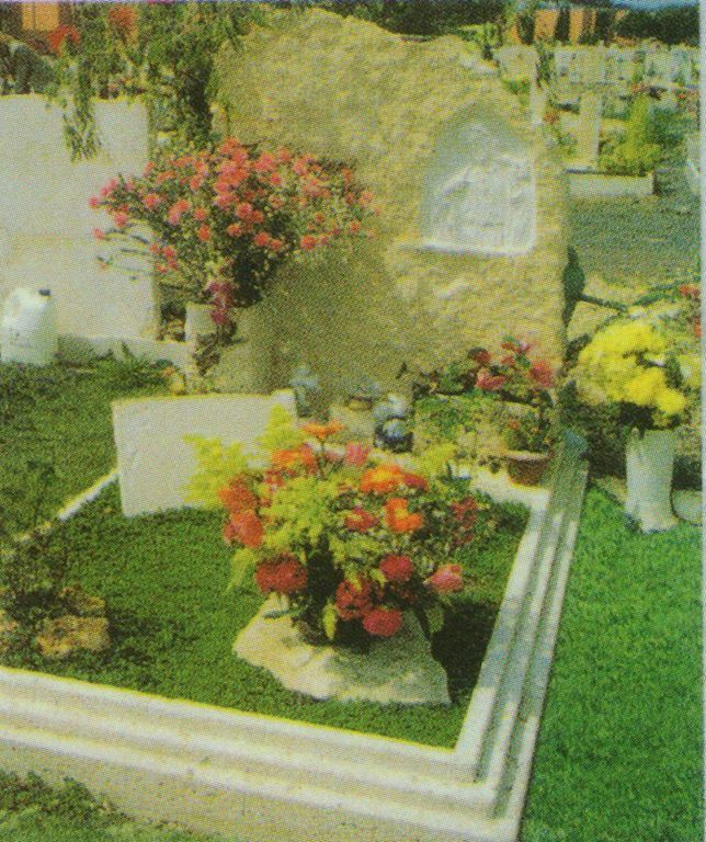 monumenti funebri