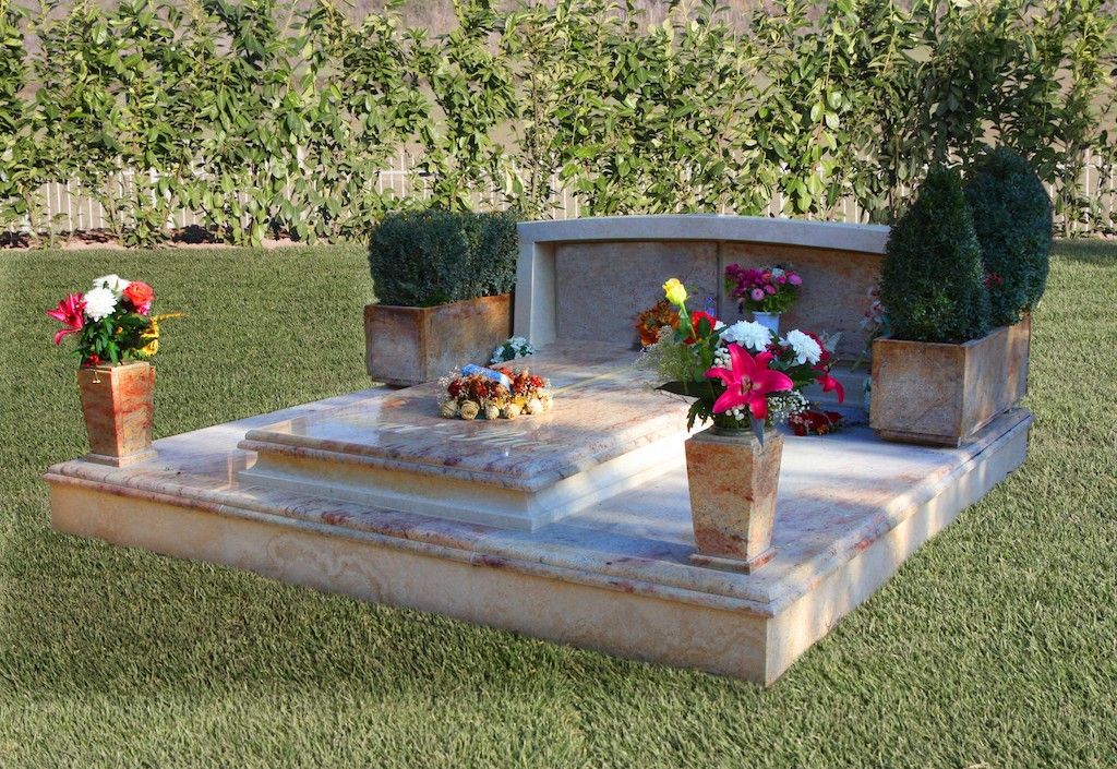 tombe in marmo