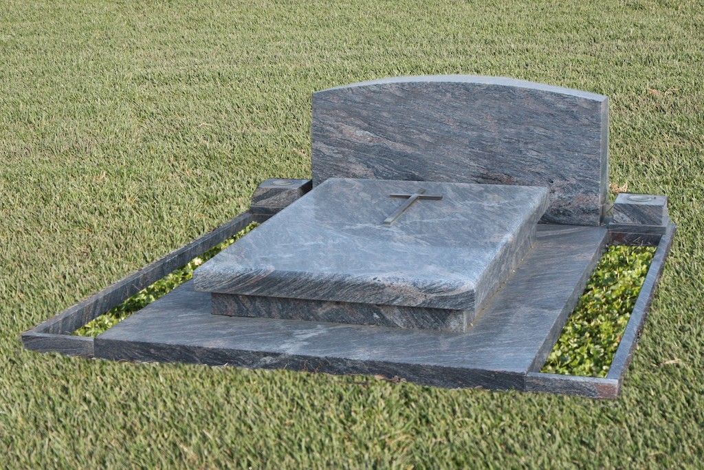 tombe in marmo