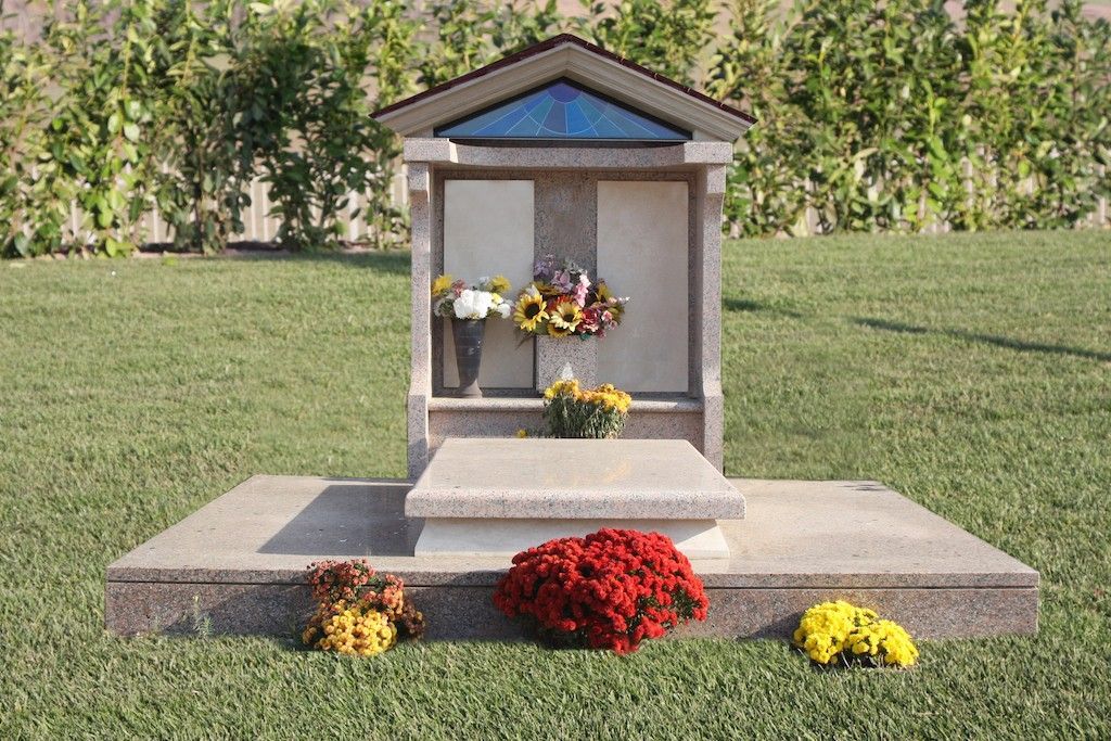 tombe in marmo