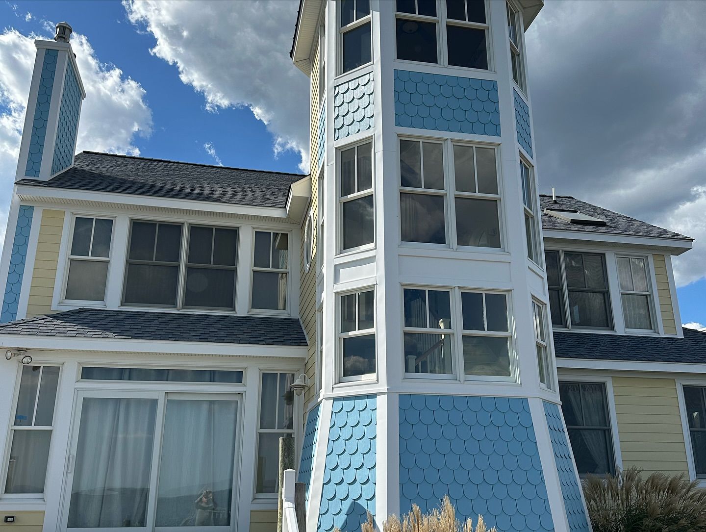 Best Ocean County painter custom home builder House Painter SPG Paint and Stain Waretown waterfront bay powerwash epoxy garage