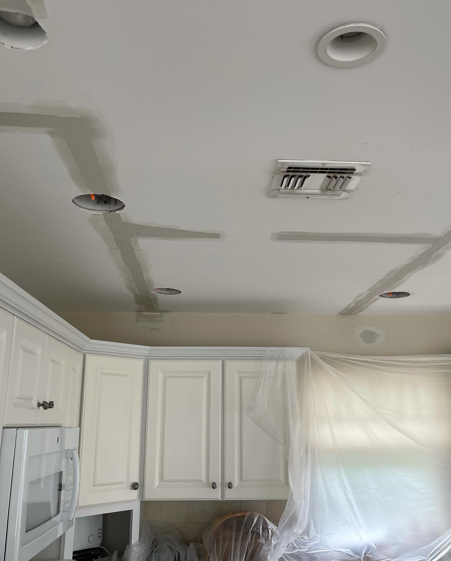drywall repair SPG Paint and Stain best local painter LBI Manahawkin Beach Haven West Barnegat Light Ship Bottom Harvey Cedars Beach Haven Holgate Surf City North Beach LBI Stain Surf City Cedar Siding Stain