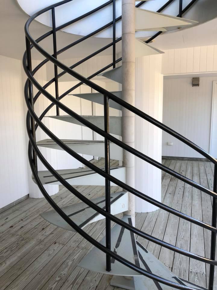 Best LBI House Painter Metal House painting waterfront home SPG Paint and Stain Barnegat Light waterfront Long Beach Island LBI
