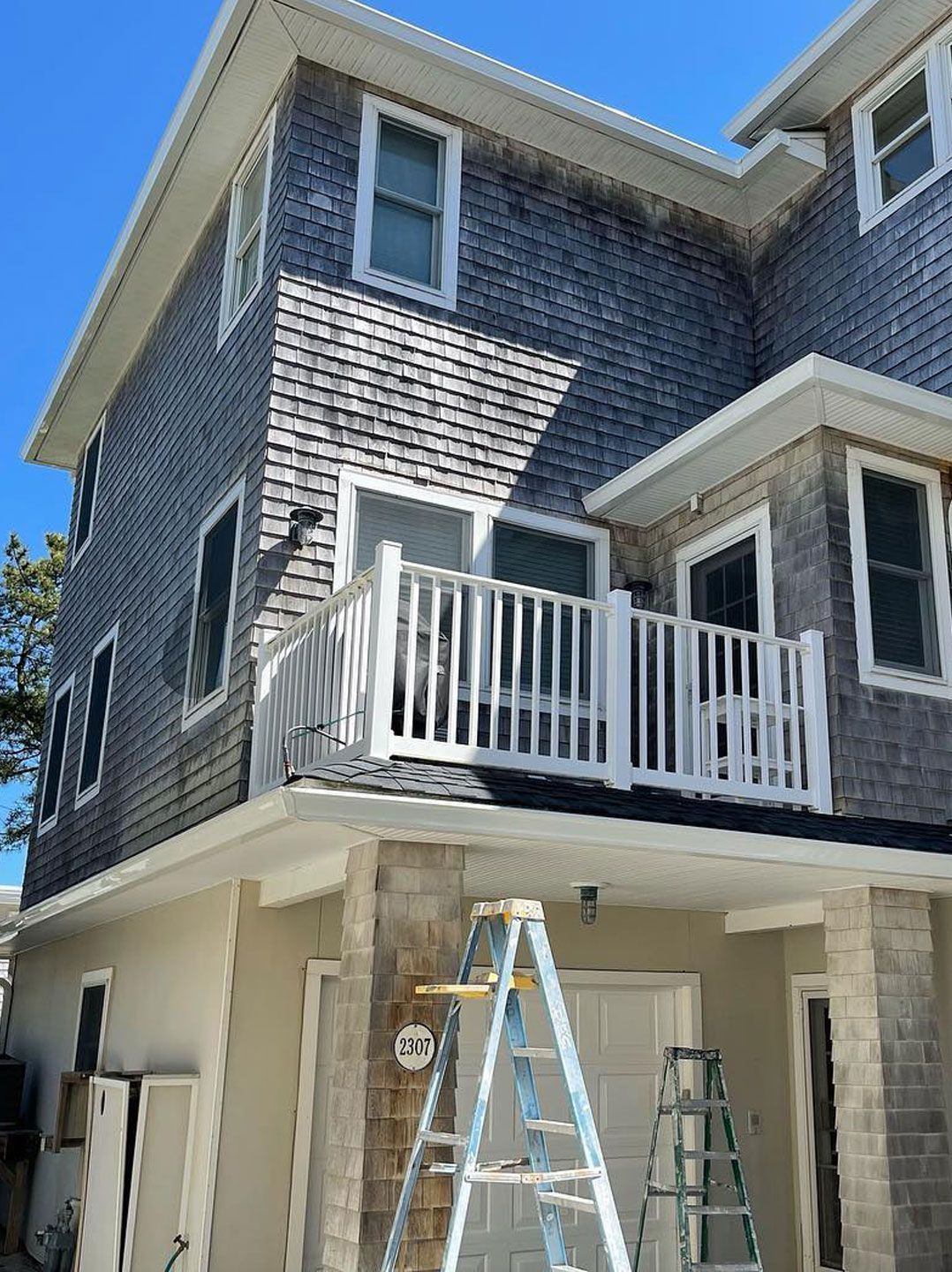 SPG Paint and Stain Surf City Cedar Siding Hardwood experts