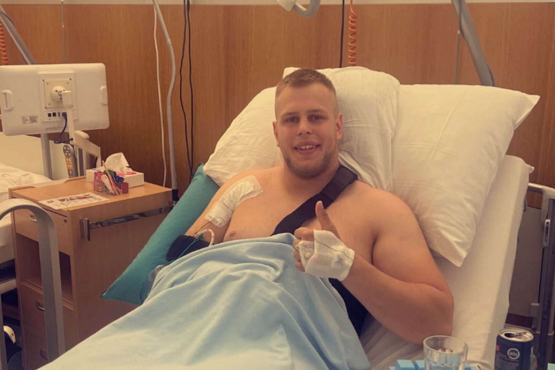 Adrian Odermatt nach der Operation
