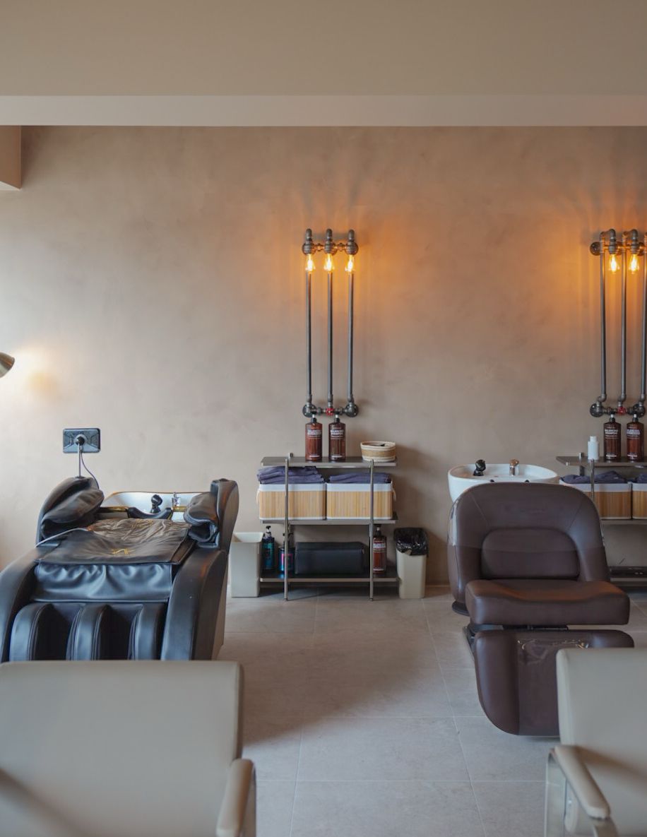 Bymond hair washing area with massage chairs