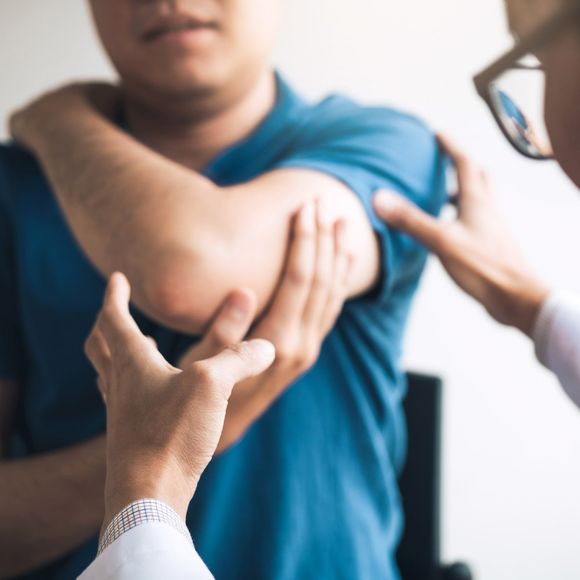 Chiropractor Elbow Treatment — Waseca, MN — Beschnett And Harvey Chiropractic