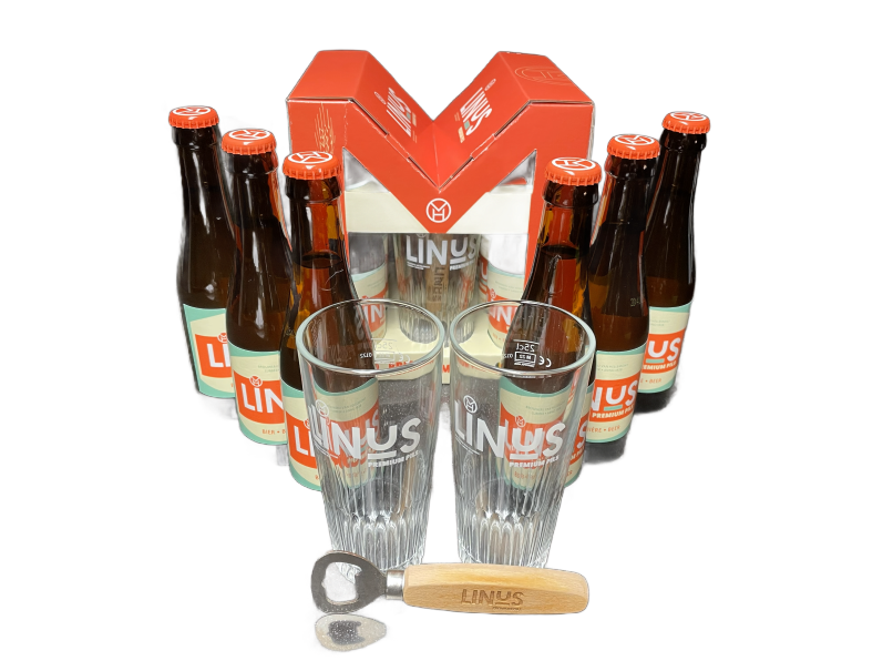 Bierset met flessen, glazen en een flesopener.