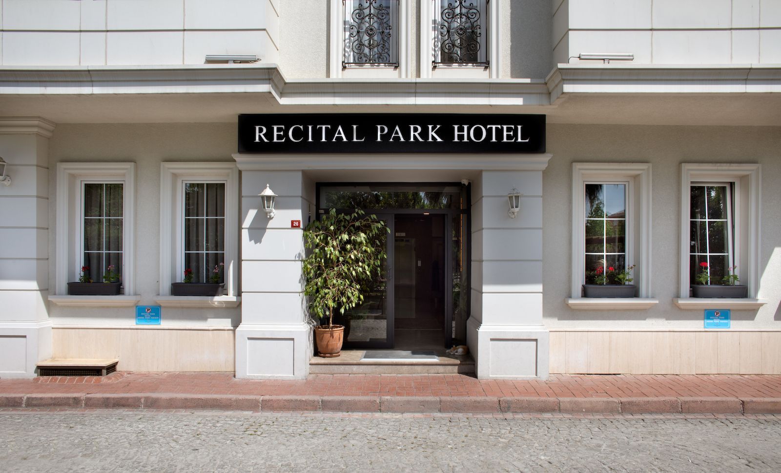 Recital Park Hotel